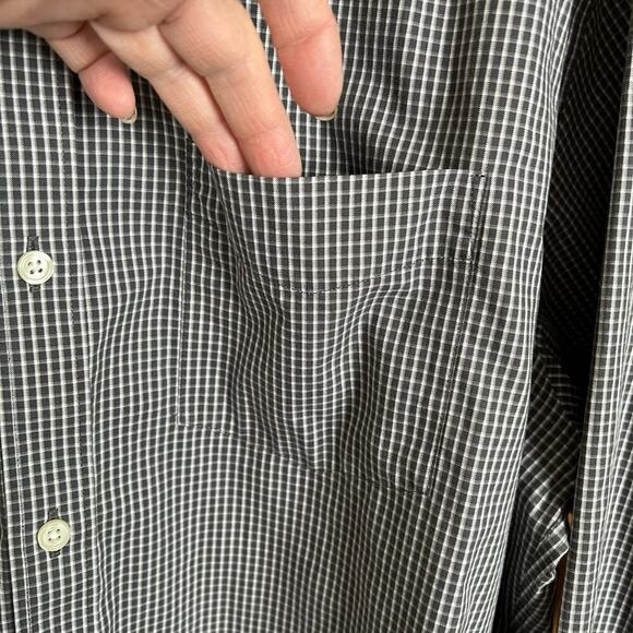 Eddie Bauer classic fit, button-down shirt, men's size XL - Picture 3 of 12